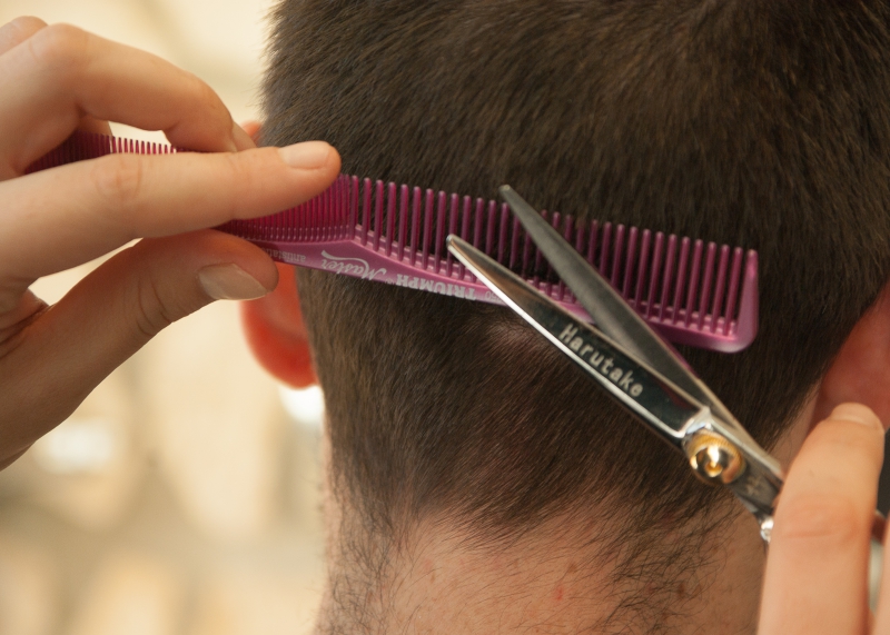 salon-coiffure-STE AGNES-min_hairdresser-1179459